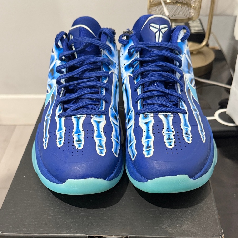 Nike Kobe 5 Protro X-Ray sneakers
